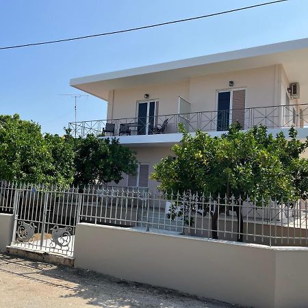 Koulouras Holiday Apartments Nikolaíika Zewnętrze zdjęcie
